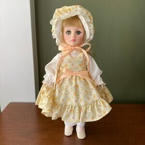 Vintage 80s Effanbee 11" Rebecca of Sunnybrook Farm #1181 (1983) No Box EUC